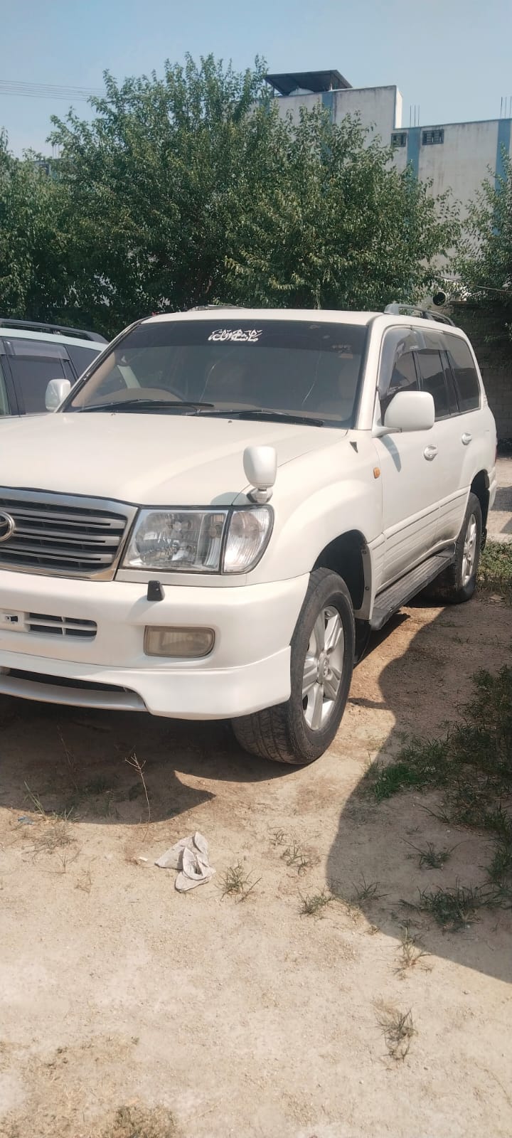Toyota Land Cruiser for Rent in Skardu - Skardu car rental